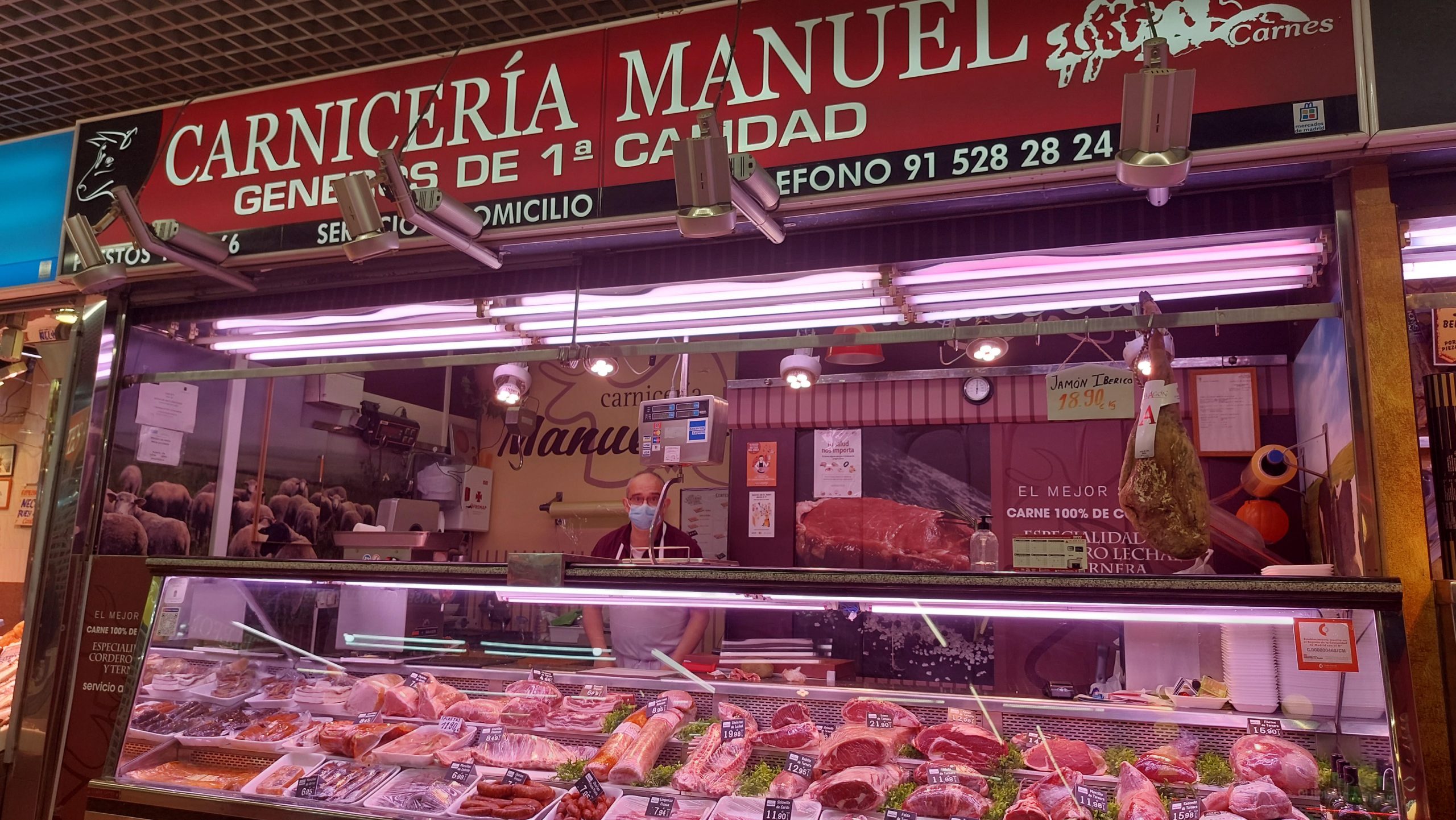 Carnicería Manuel Puesto-65-66