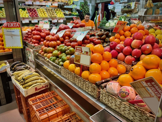 Frutas y verduras Manolo y Angelines 7 fruteria angelines y manolo 001