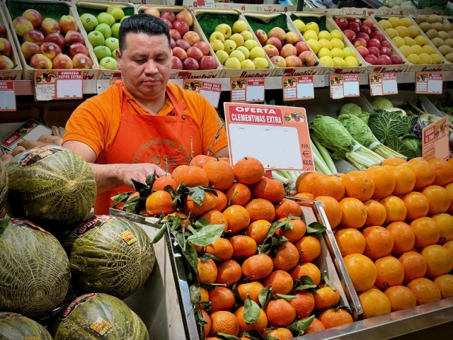 Frutas y verduras Manolo y Angelines 2 fruteria angelines y manolo 005