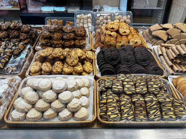 mostrador con galletas artesanales
