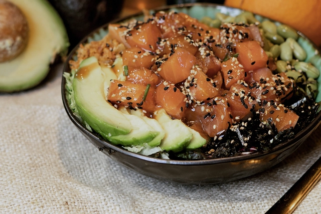 poke salmon malibu arganzuela