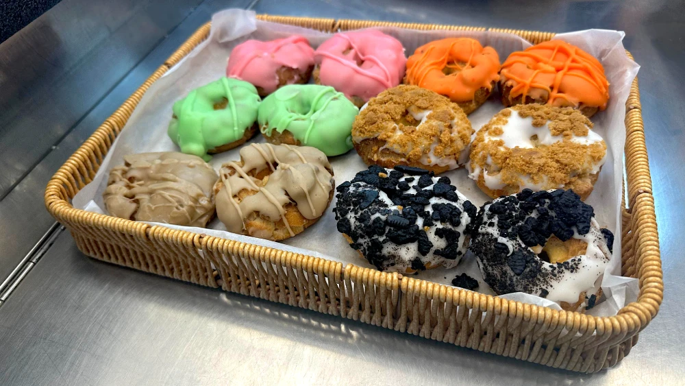 Qué comer en San Isidro: Platos típicos de Madrid 5 rosquillas san isidro lotus oreo arganzuela nina patatas